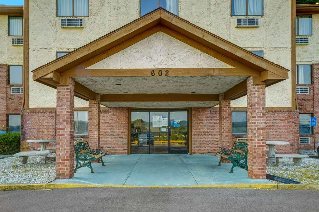 Motel 6 Morehead Exterior photo